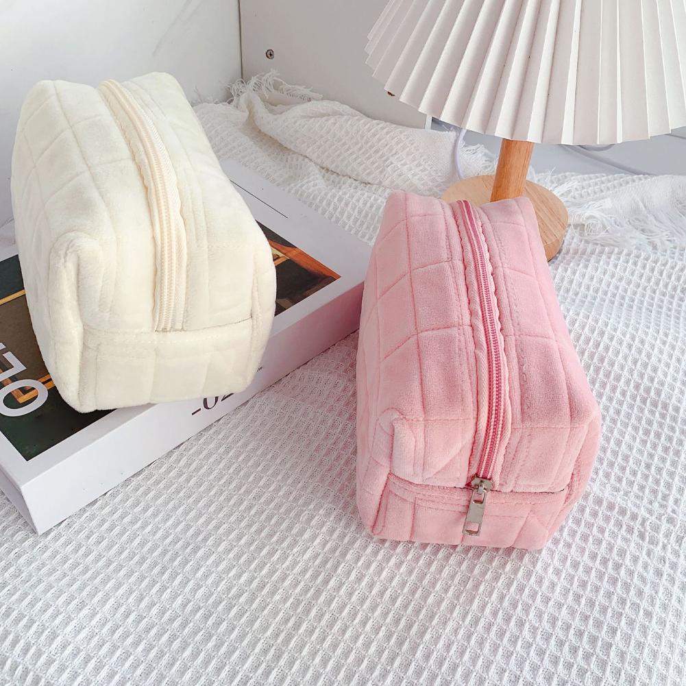 Schattige pluche make-up tas v - Beauty Makeup Women recensie en prijs
